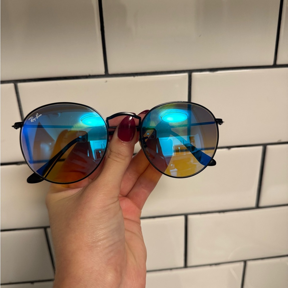 Ray-Ban Round Sunglasses with Blue and Yellow Lenses